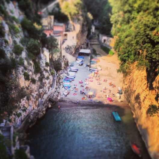 Furore, before arriving to Amalfi I had to make a stop and contemplate the Fiordo of Furore, fishermen houses clinging on the rocky mountains. Be aware of the many steps you will need to climb from the road to the beach and careful with that 2 way road that fits only one car at a time. 